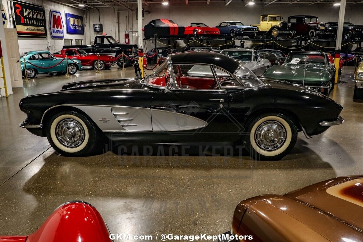 Chevrolet-Corvette-Cabriolet-1961-10