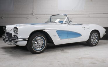 Chevrolet-Corvette-Cabriolet-1961-11