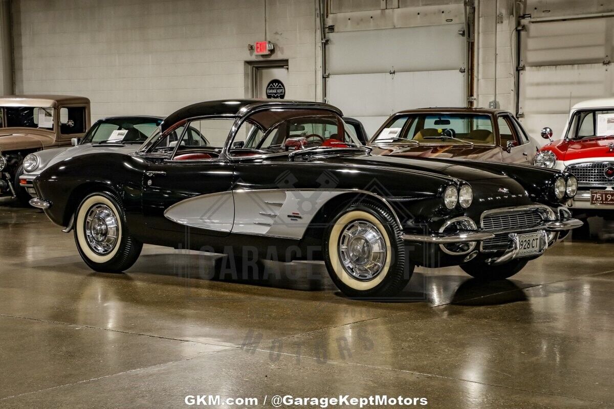 Chevrolet-Corvette-Cabriolet-1961-2