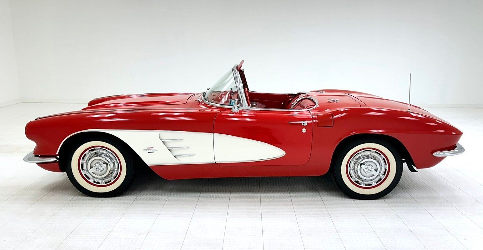 Chevrolet-Corvette-Cabriolet-1961-3