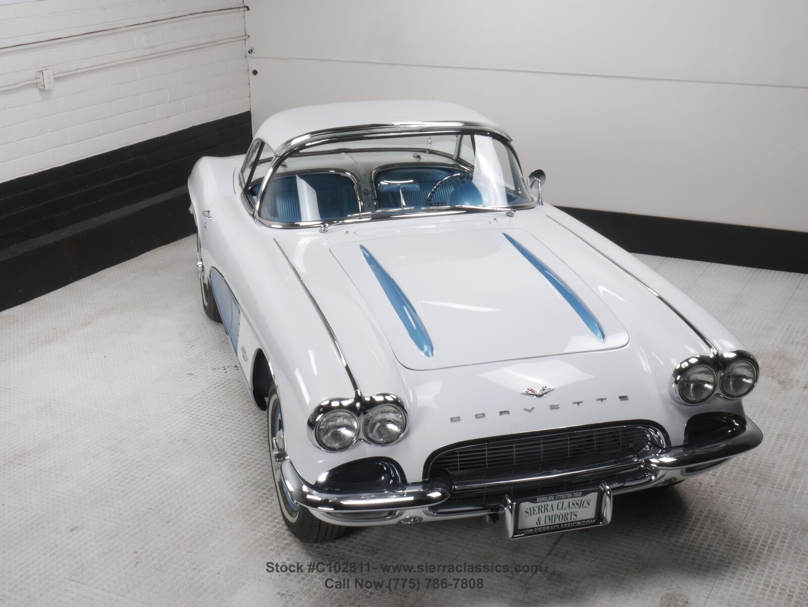 Chevrolet-Corvette-Cabriolet-1961-4