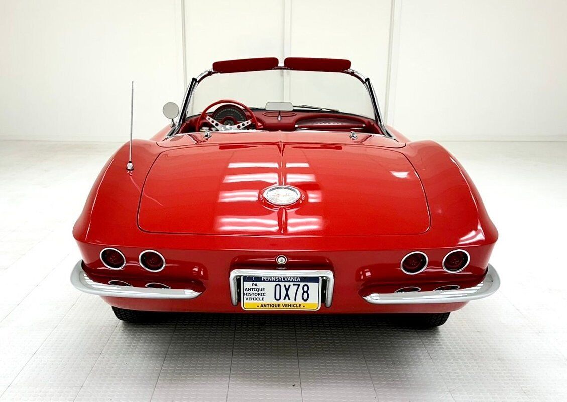 Chevrolet-Corvette-Cabriolet-1961-6