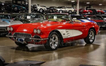 Chevrolet-Corvette-Cabriolet-1961-8