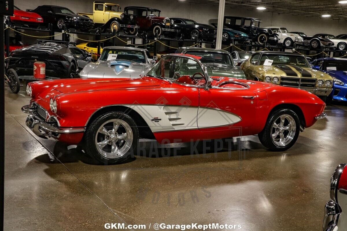 Chevrolet-Corvette-Cabriolet-1961-9