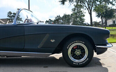 Chevrolet-Corvette-Cabriolet-1962-10