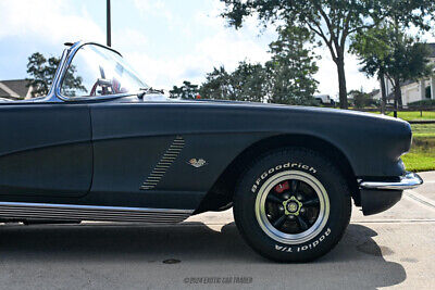 Chevrolet-Corvette-Cabriolet-1962-10