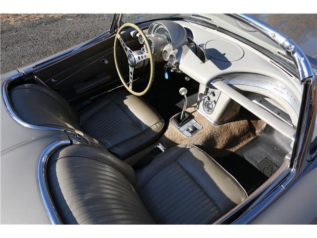 Chevrolet-Corvette-Cabriolet-1962-10