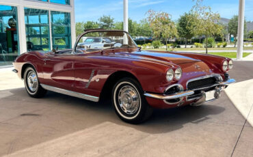 Chevrolet-Corvette-Cabriolet-1962-2