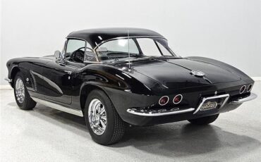 Chevrolet-Corvette-Cabriolet-1962-3