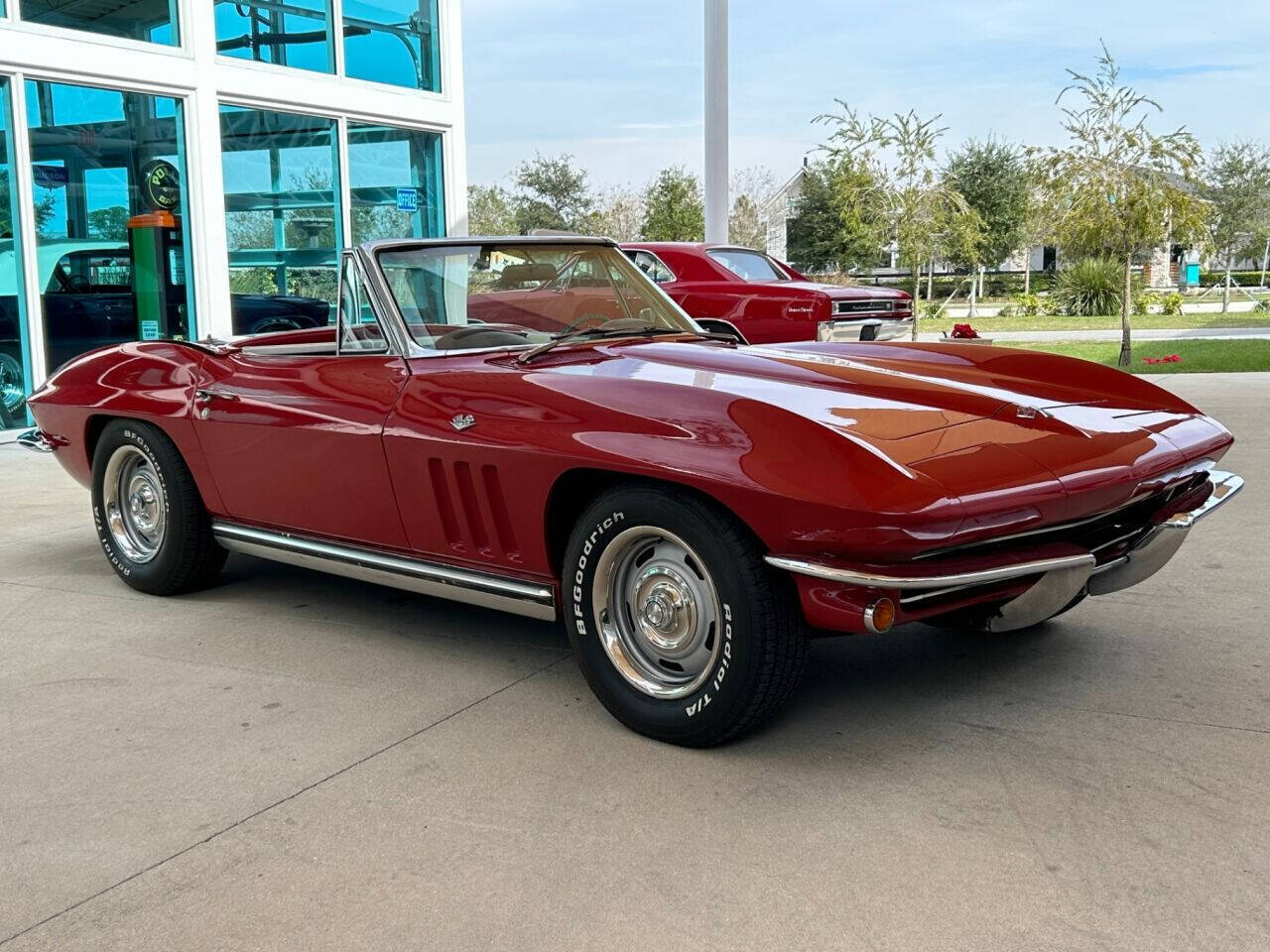 Chevrolet-Corvette-Cabriolet-1965-2