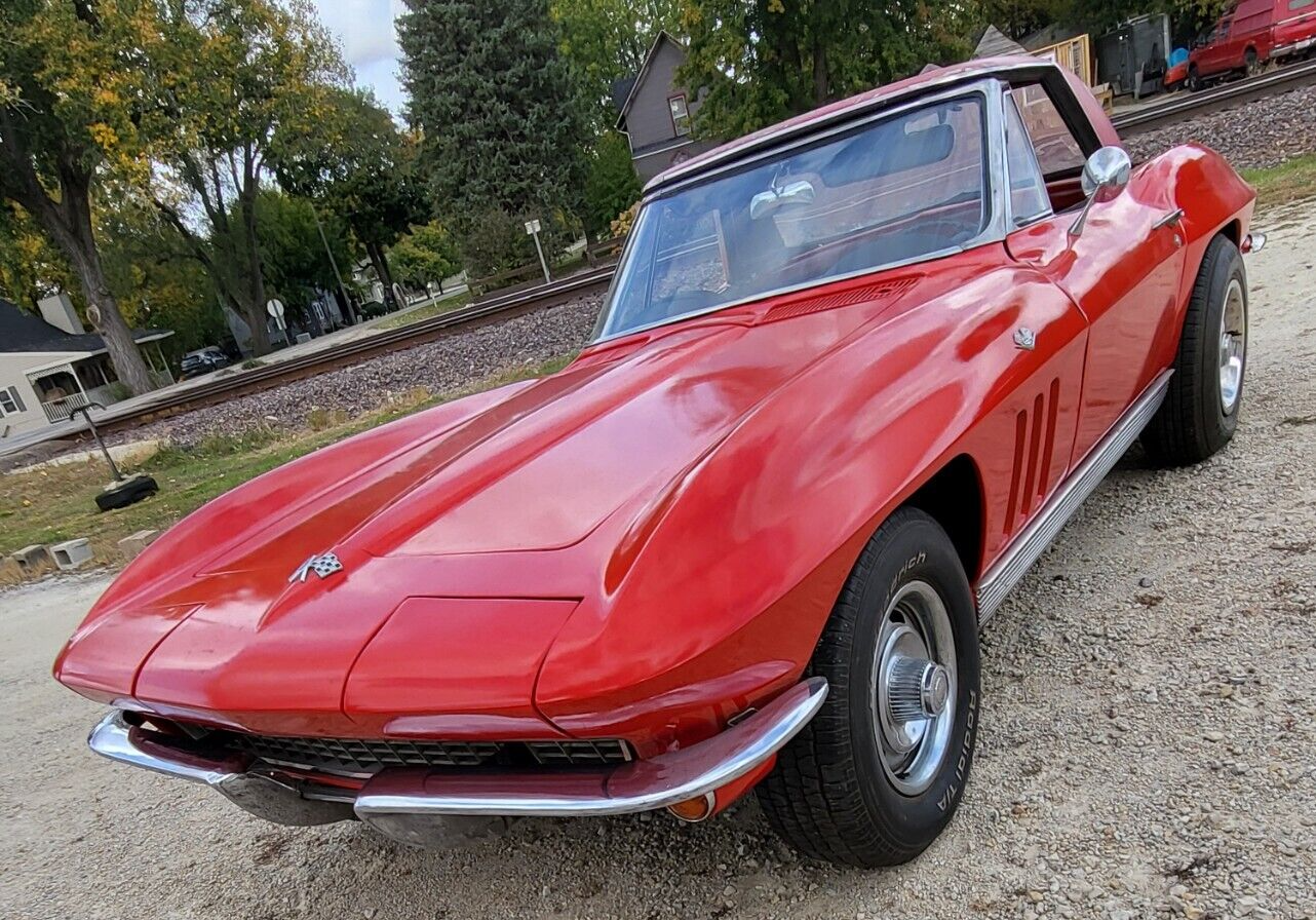 Chevrolet-Corvette-Cabriolet-1965-9