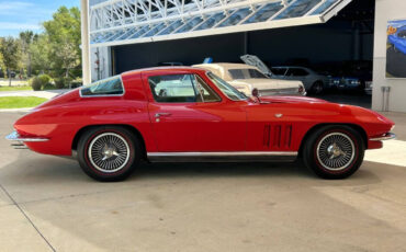 Chevrolet-Corvette-Cabriolet-1966-3