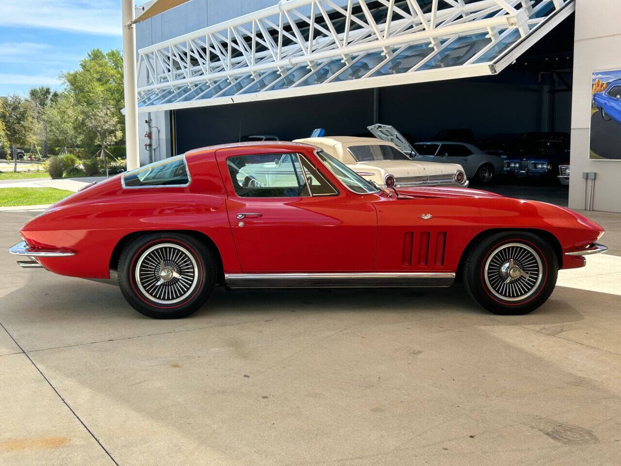 Chevrolet-Corvette-Cabriolet-1966-3