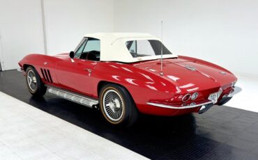 Chevrolet-Corvette-Cabriolet-1966-4