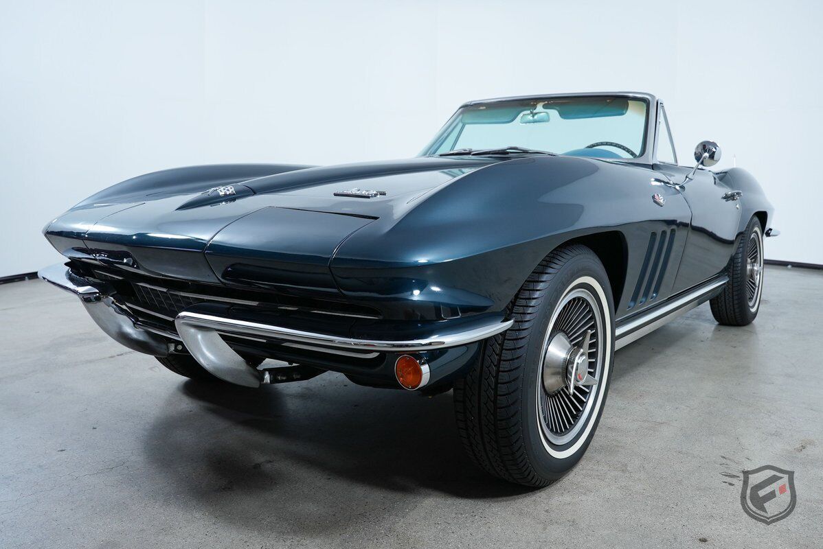 Chevrolet-Corvette-Cabriolet-1966-5