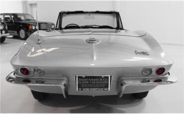 Chevrolet-Corvette-Cabriolet-1966-7