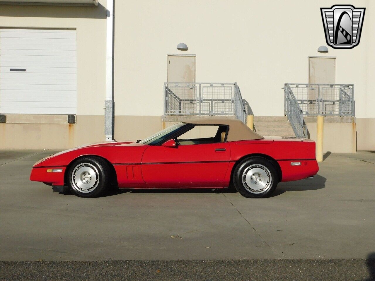 Chevrolet-Corvette-Cabriolet-1986-5