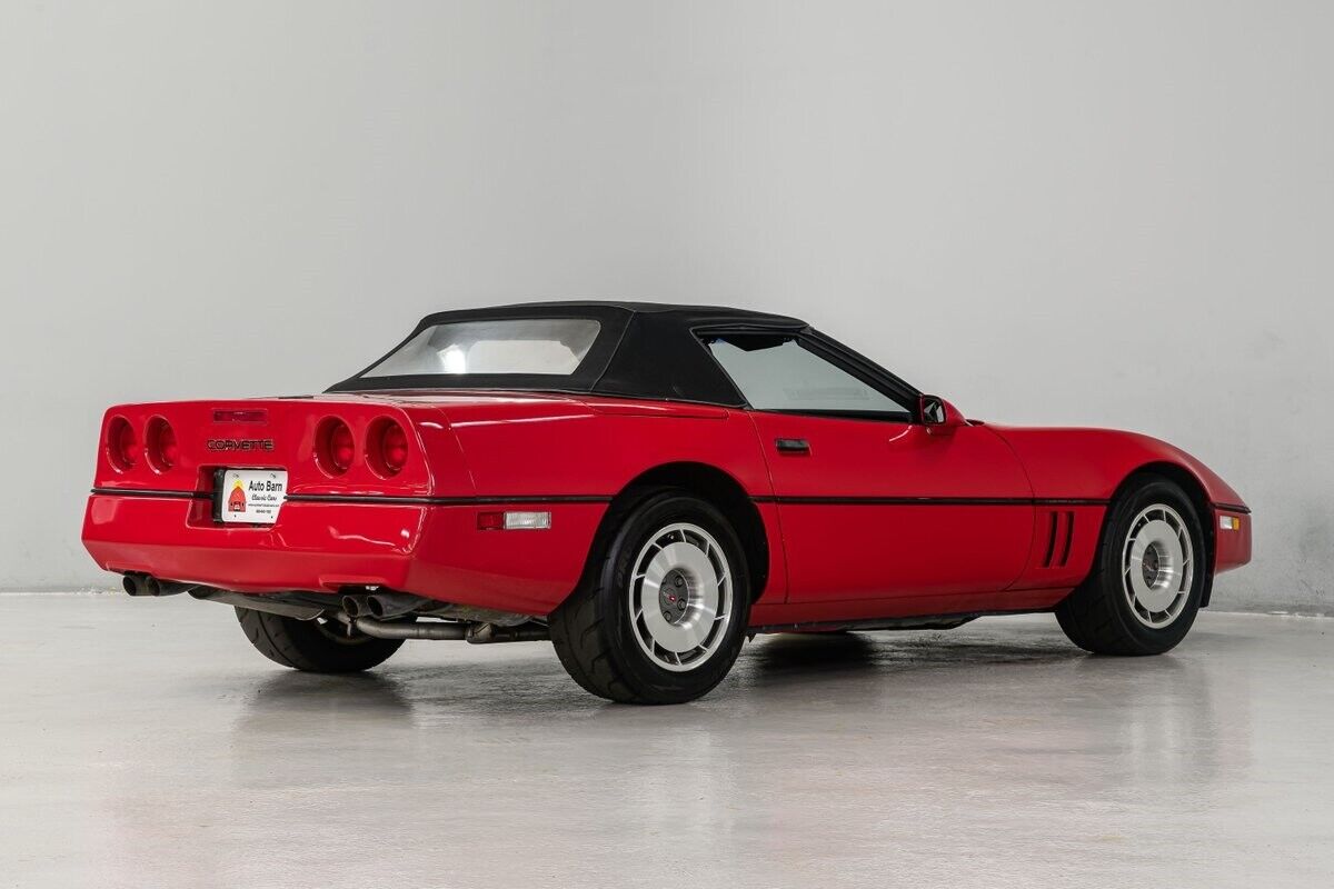 Chevrolet-Corvette-Cabriolet-1987-6