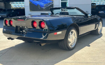 Chevrolet-Corvette-Cabriolet-1989-4