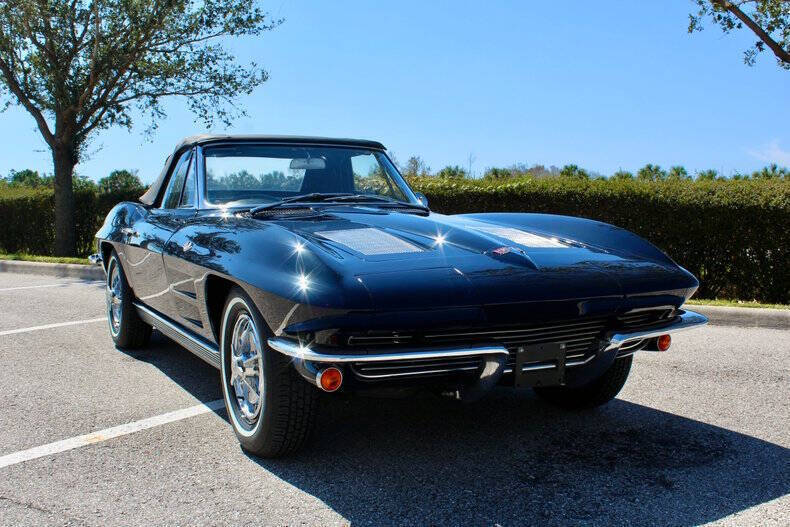 Chevrolet-Corvette-Coupe-1963-6