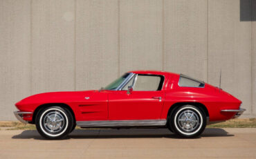 Chevrolet-Corvette-Coupe-1963-6