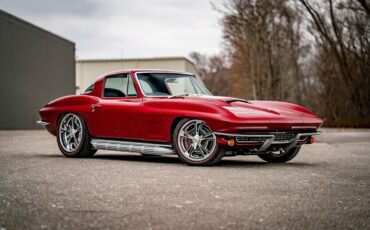 Chevrolet-Corvette-Coupe-1967-2