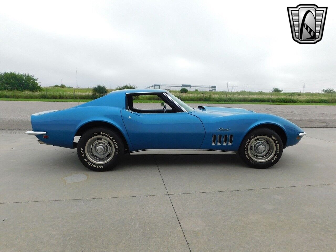 Chevrolet-Corvette-Coupe-1969-4