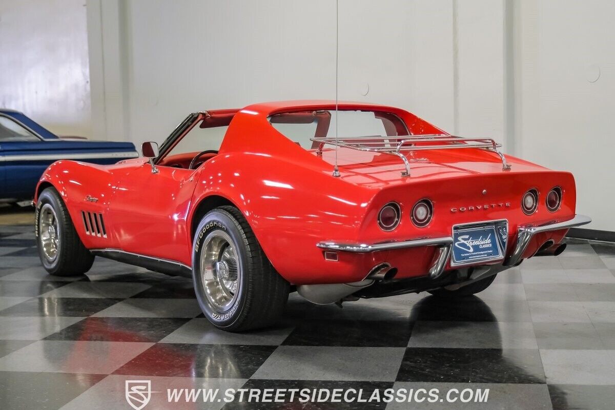 Chevrolet-Corvette-Coupe-1969-8