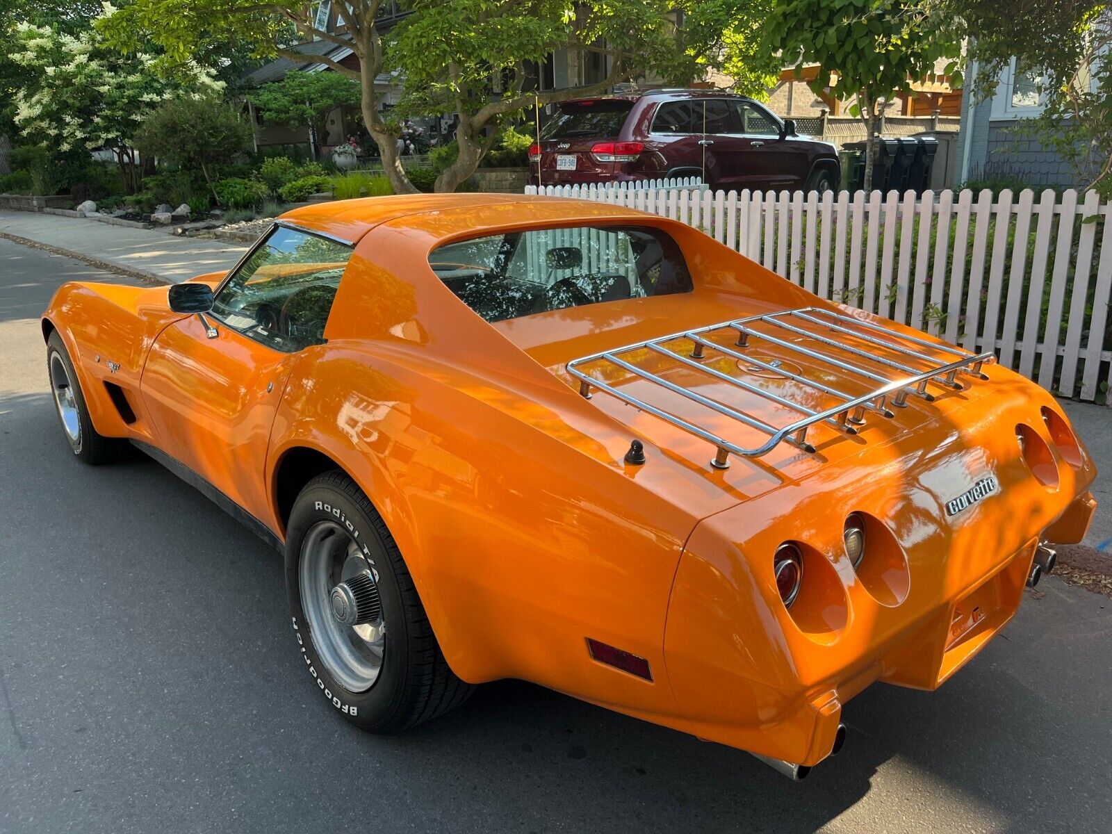 Chevrolet-Corvette-Coupe-1977-11