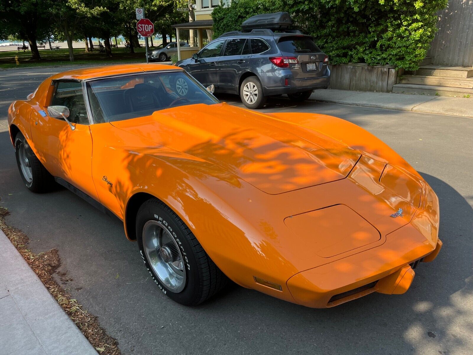 Chevrolet-Corvette-Coupe-1977-13