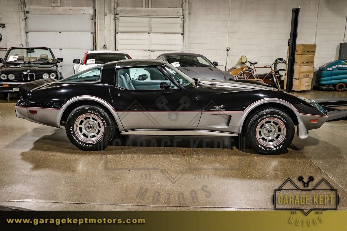 Chevrolet-Corvette-Coupe-1978-11