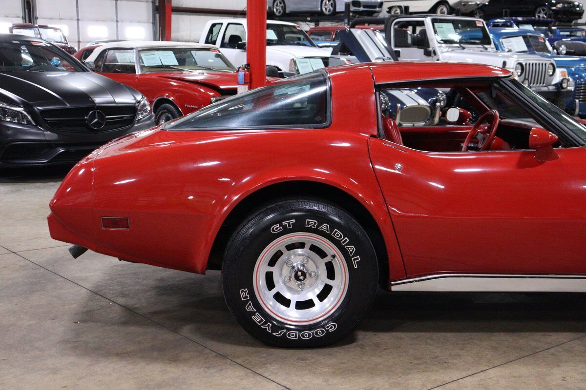 Chevrolet-Corvette-Coupe-1979-7