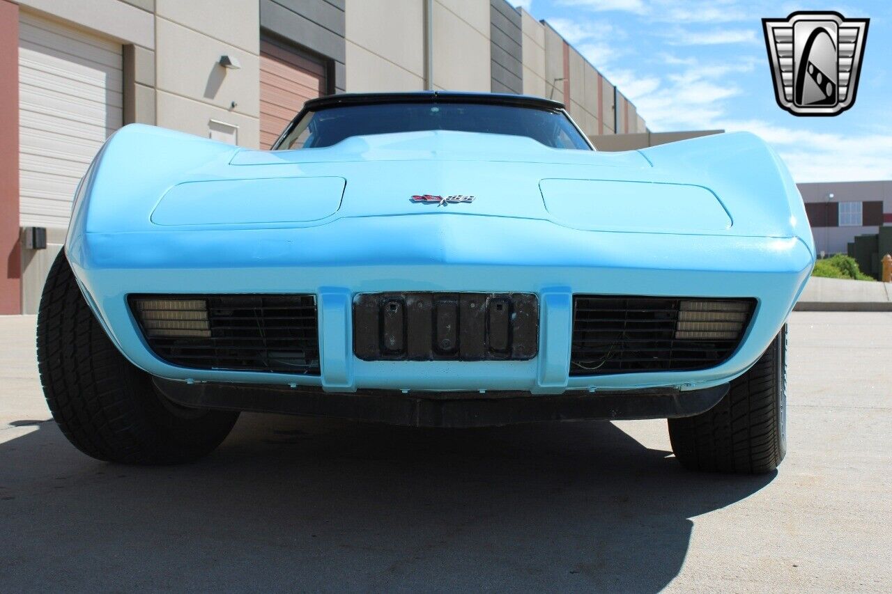 Chevrolet-Corvette-Coupe-1979-9