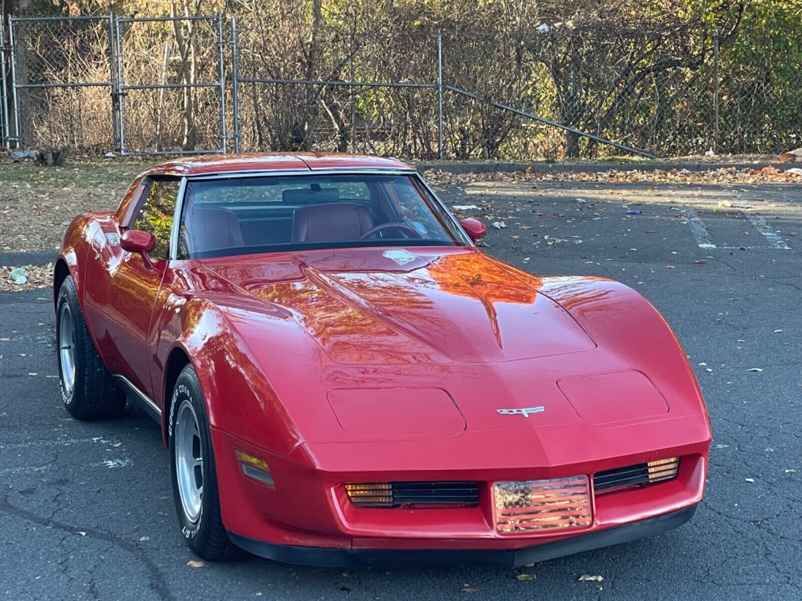 Chevrolet-Corvette-Coupe-1980-2