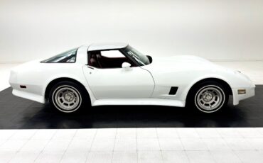 Chevrolet-Corvette-Coupe-1981-6