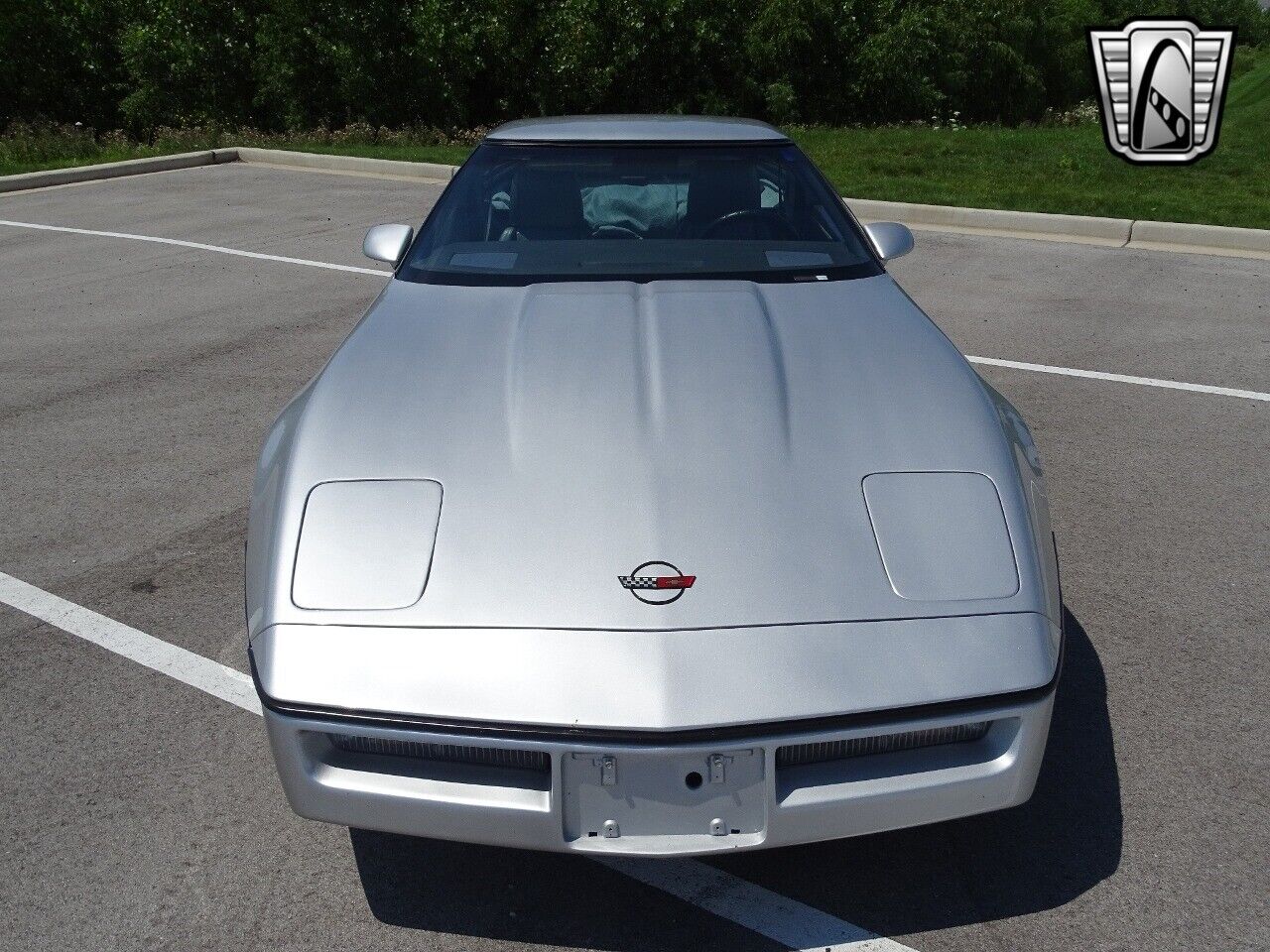 Chevrolet-Corvette-Coupe-1984-6