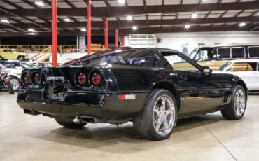 Chevrolet-Corvette-Coupe-1985-7