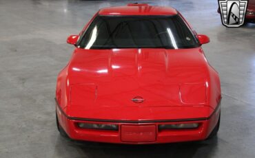 Chevrolet-Corvette-Coupe-1987-3