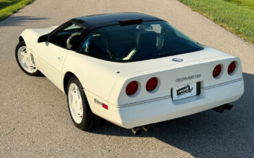 Chevrolet-Corvette-Coupe-1988-5