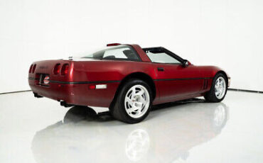 Chevrolet-Corvette-Coupe-1990-13