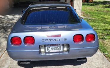 Chevrolet-Corvette-Coupe-1991-1