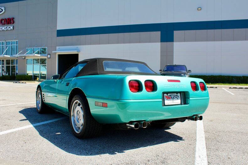 Chevrolet-Corvette-Coupe-1991-11