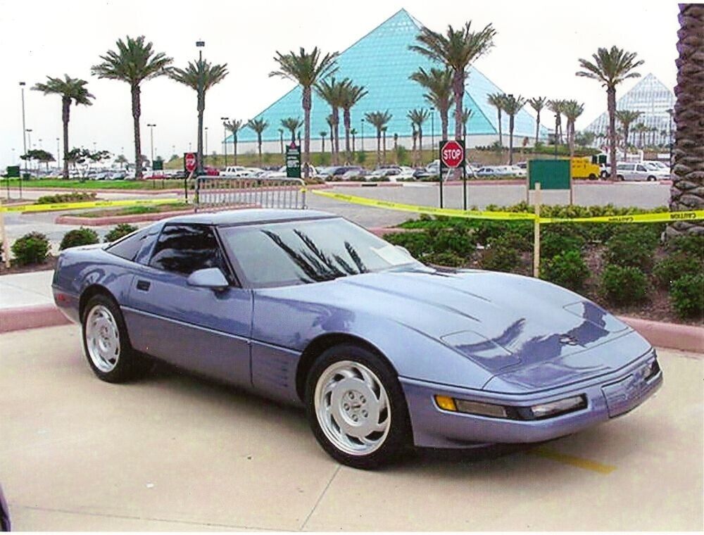 Chevrolet-Corvette-Coupe-1991-11