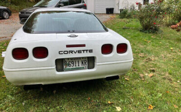 Chevrolet-Corvette-Coupe-1994-2