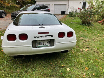 Chevrolet-Corvette-Coupe-1994-2