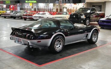 Chevrolet-Corvette-Indianapolis-500-Pace-Car-Edition-Coupe-1978-5