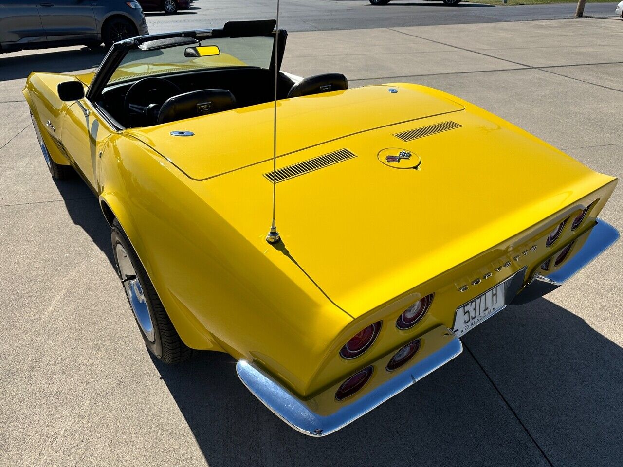 Chevrolet-Corvette-Stingray-Convertible-1971-39