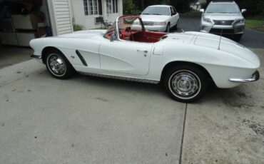 Chevrolet-Corvette-convertible-1962-6