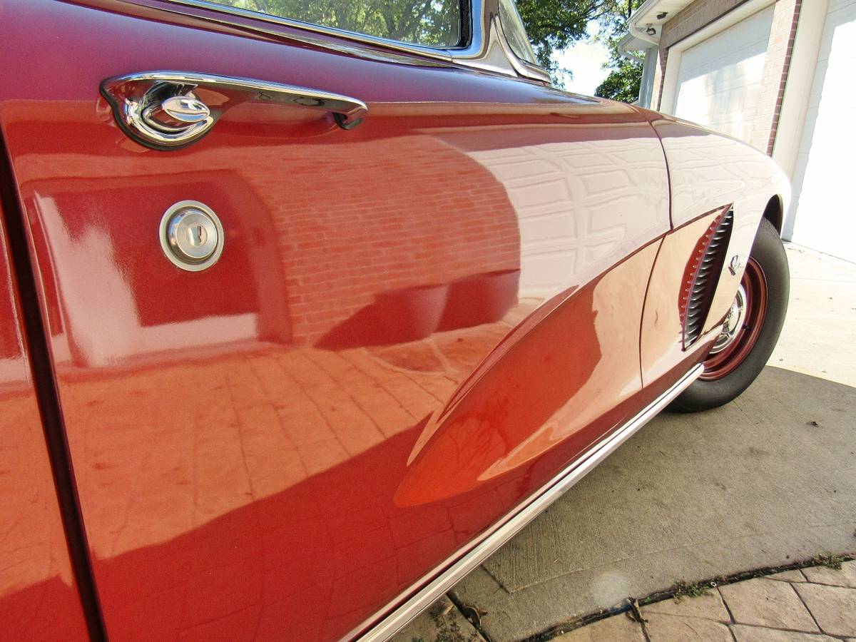 Chevrolet-Corvette-convertible-1962-8