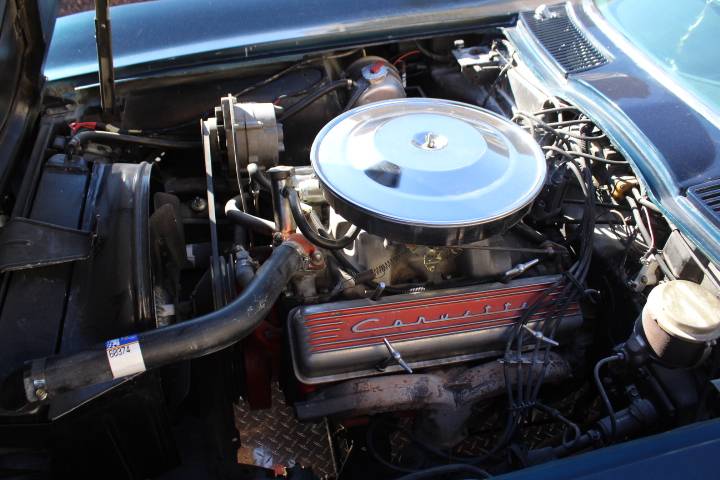 Chevrolet-Corvette-convertible-1965-11